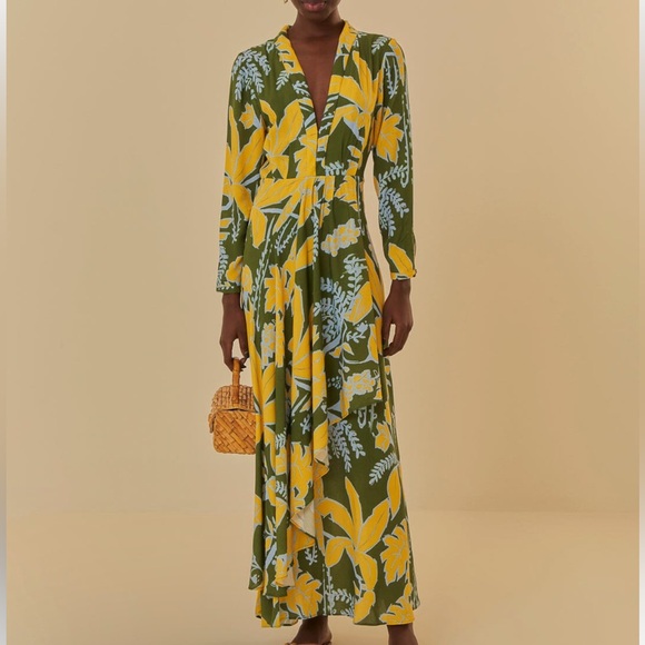 Foliage Sketch Green
V Neck Maxi Dress ‼️ - Picture 1 of 12